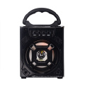 Vente flash 4 pouces 5 W 600 mAh avec radio mains libres forme ronde stéréo portable mini caméra lentille haut-parleur